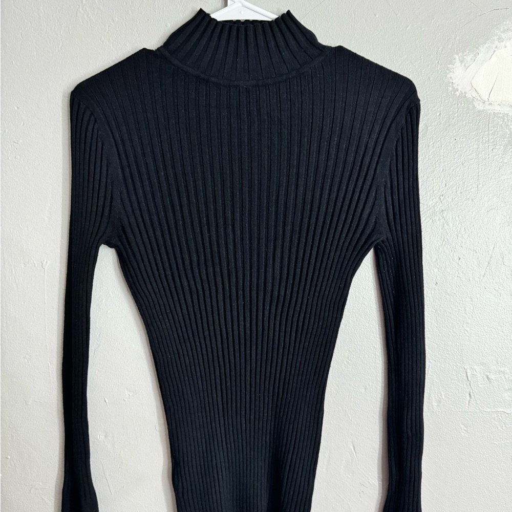 Loft turtle neck sweater size medium